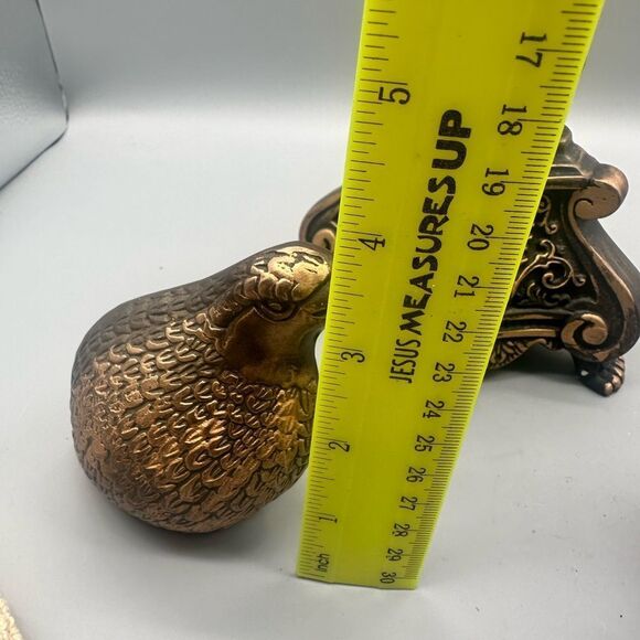 Primitive candlestick with lace dollie, 2 ceramic quail decor - Picture 13 of 15